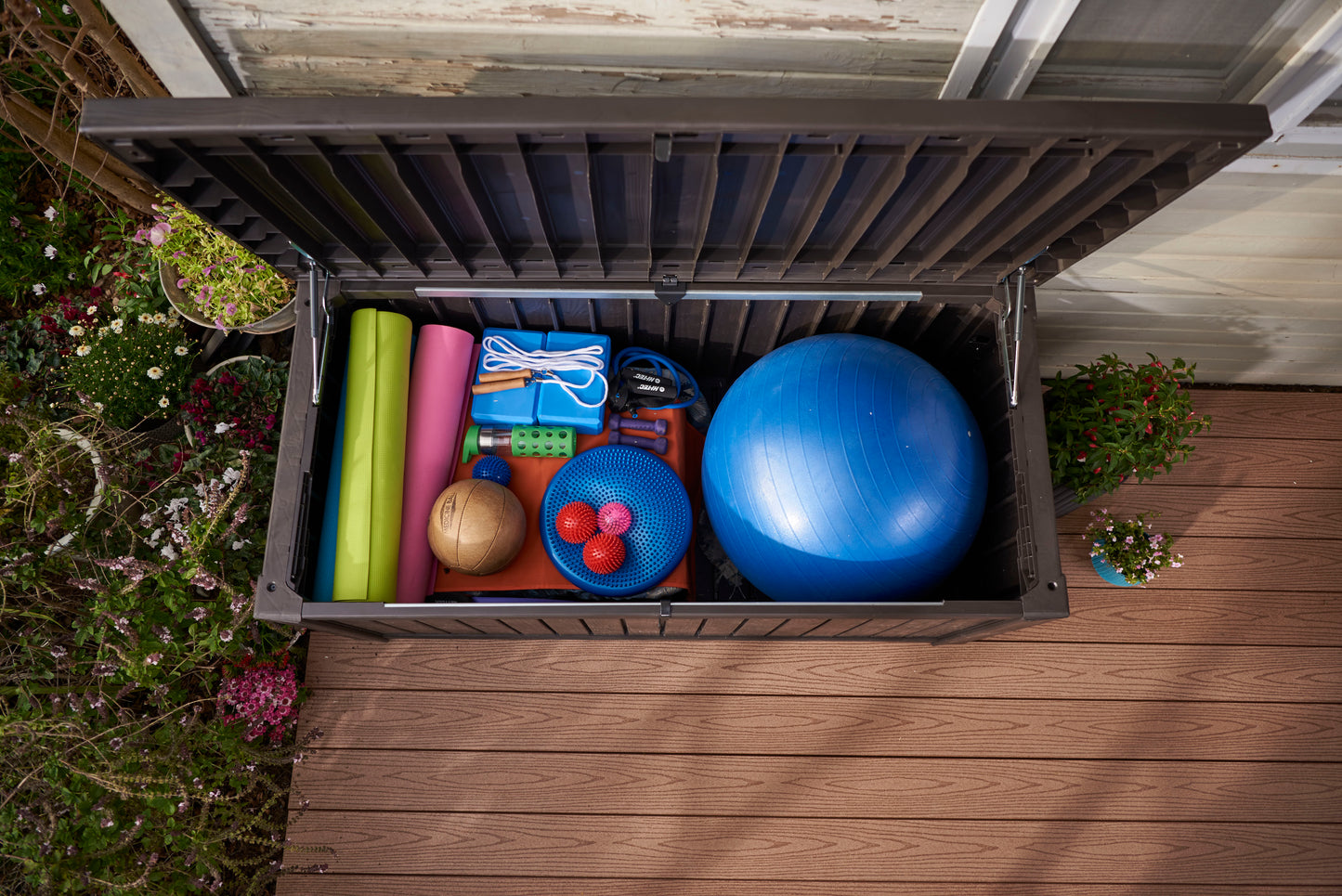 Keter Rockwood Storage Box 570L