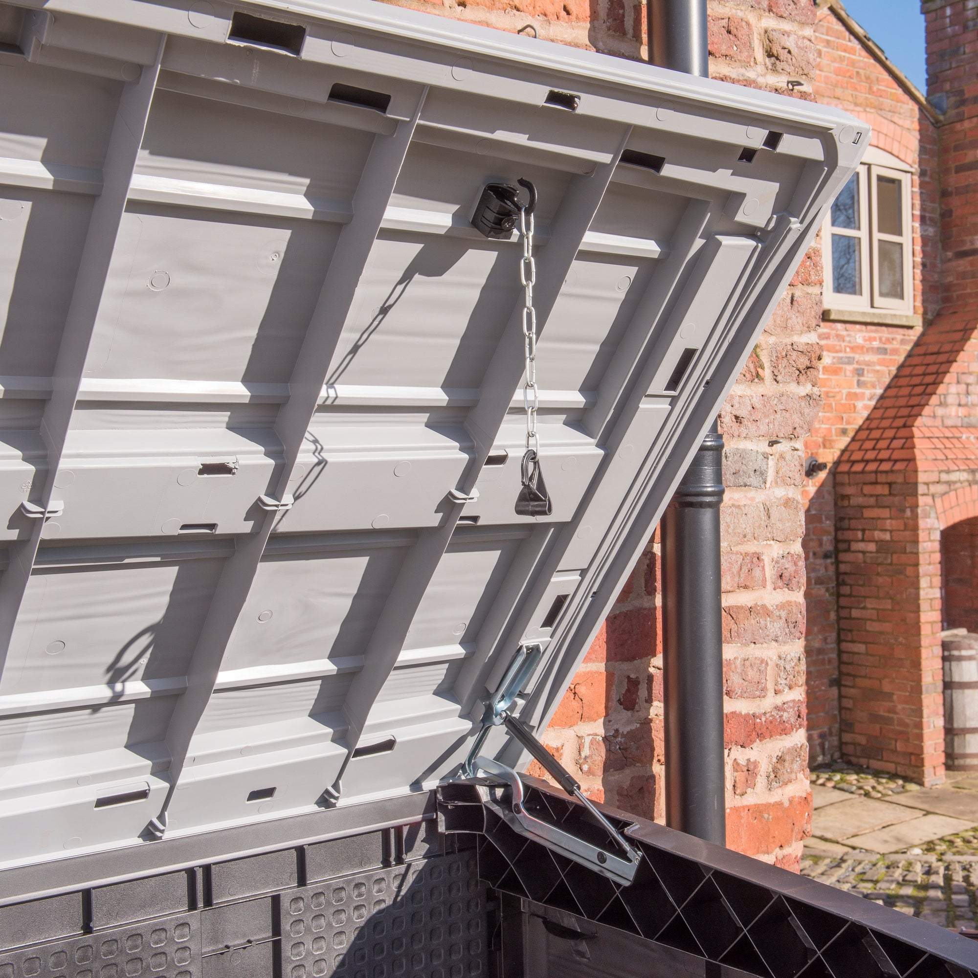 Keter Hideaway XL Garden Storage / Waste Bin Storage