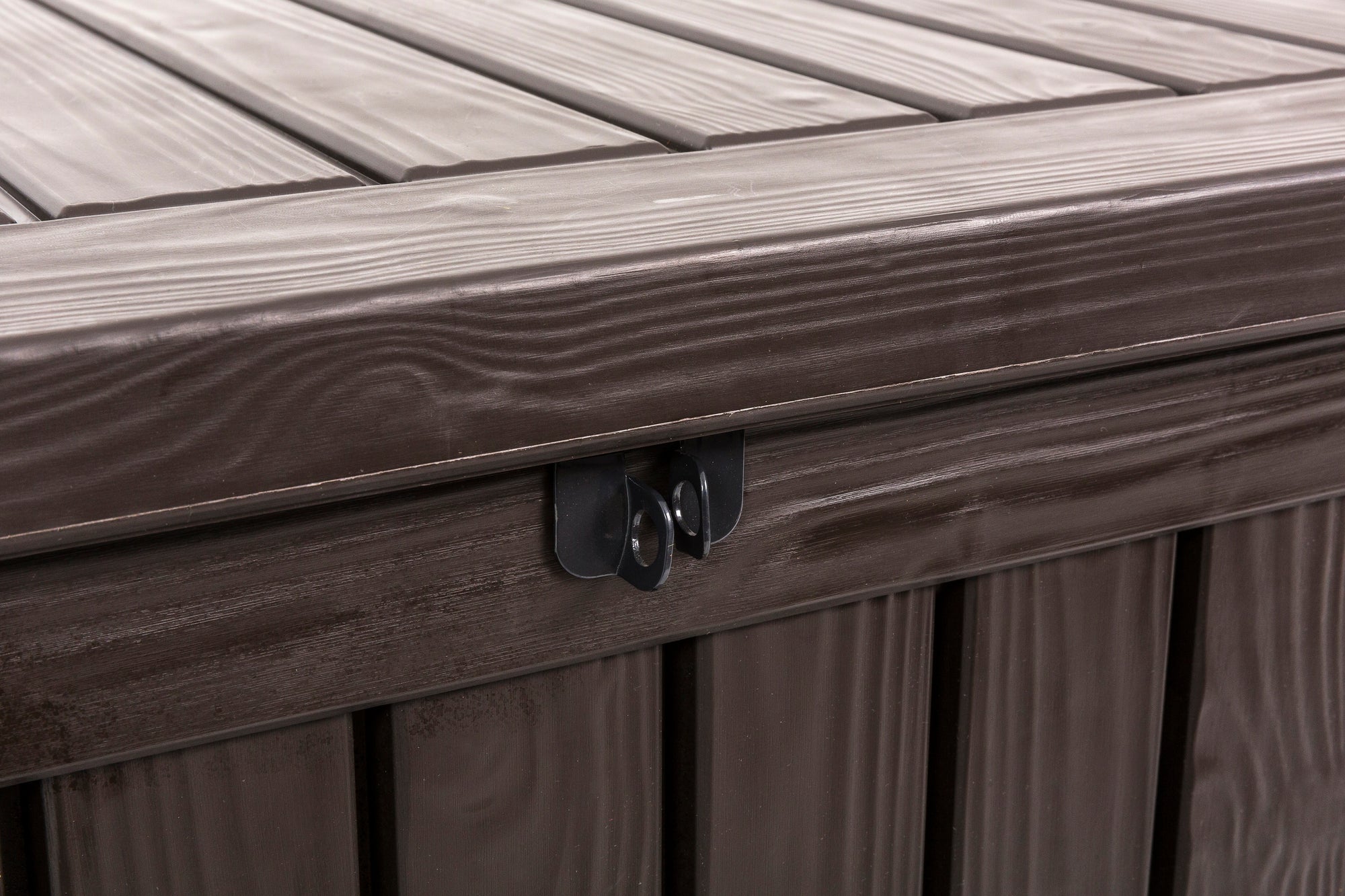 Keter Rockwood Storage Box 570L