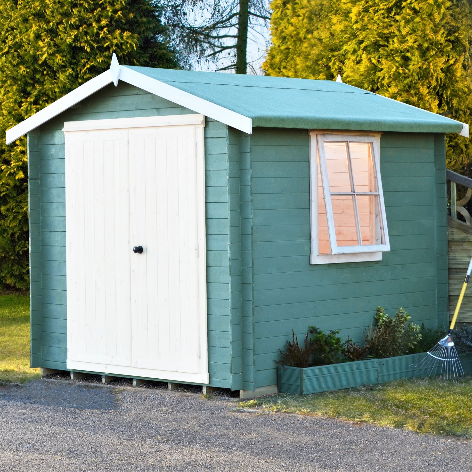 Shire Bradley 19mm Log Cabin 9x9