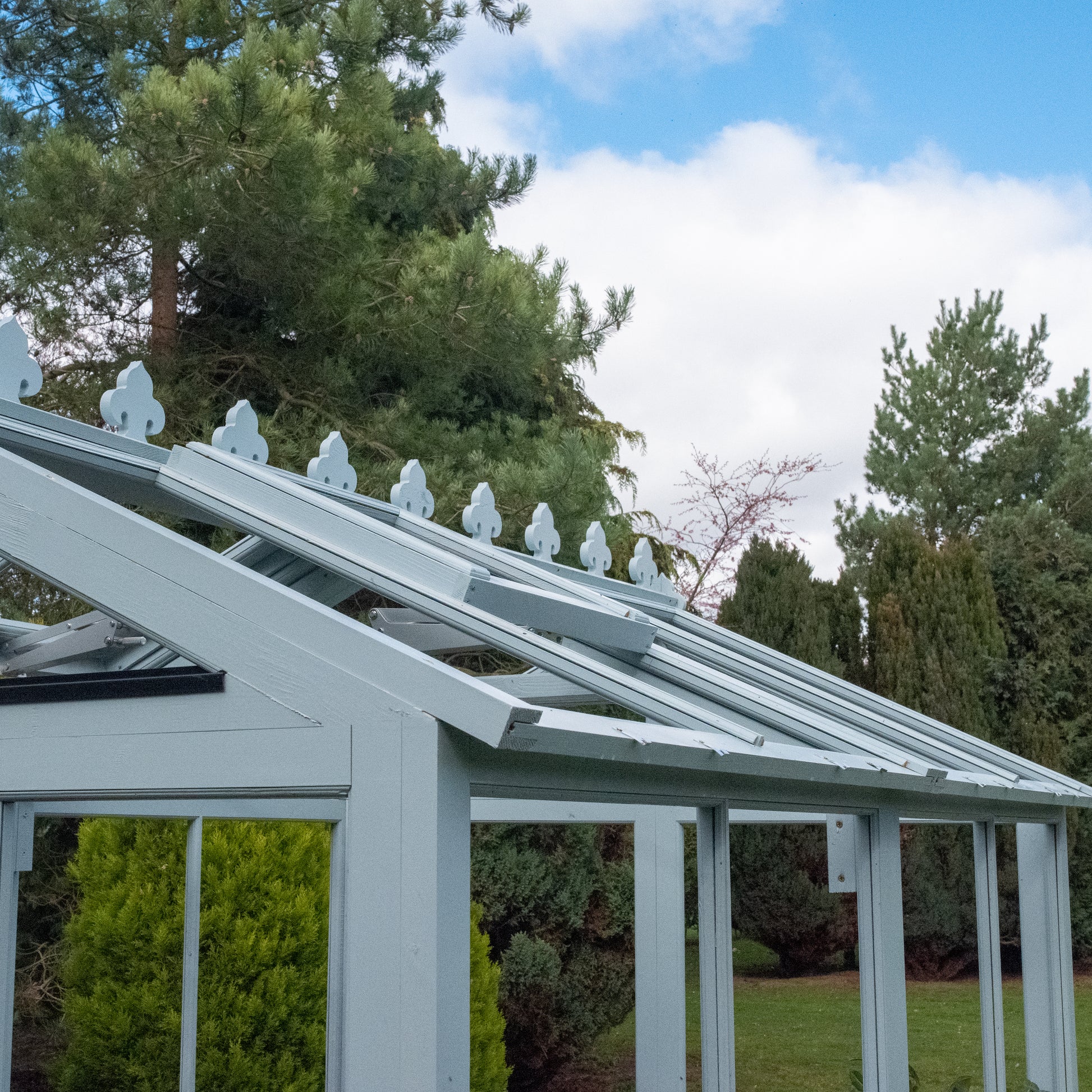Shire Holkham Wooden Apex Greenhouse 6' x 8'