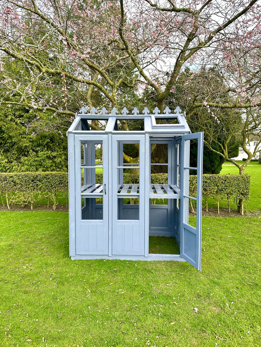 Shire Hemsby Wooden Greenhouse 4x6